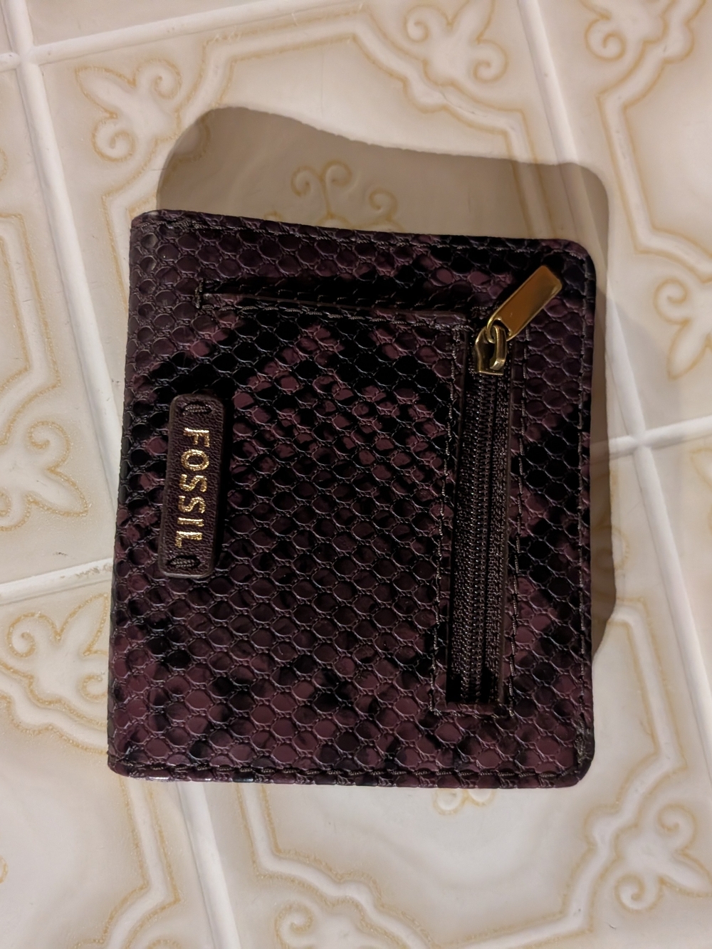Fossil Dark Purple Textured Card Wallet with Zip Pocket